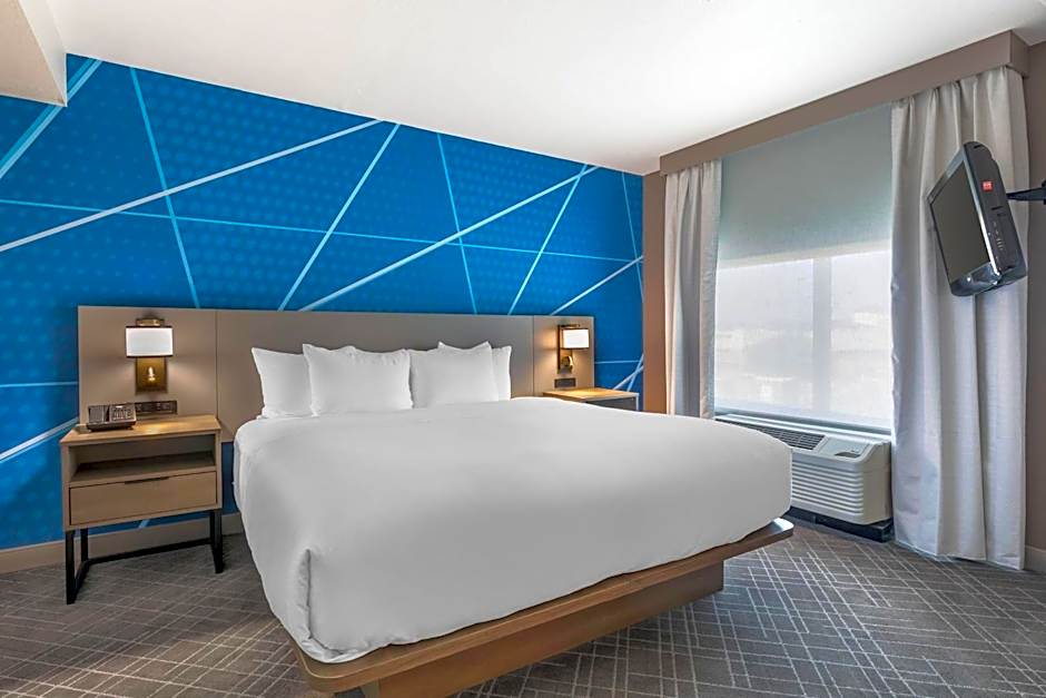 Comfort Inn & Suites Frisco East - McKinney