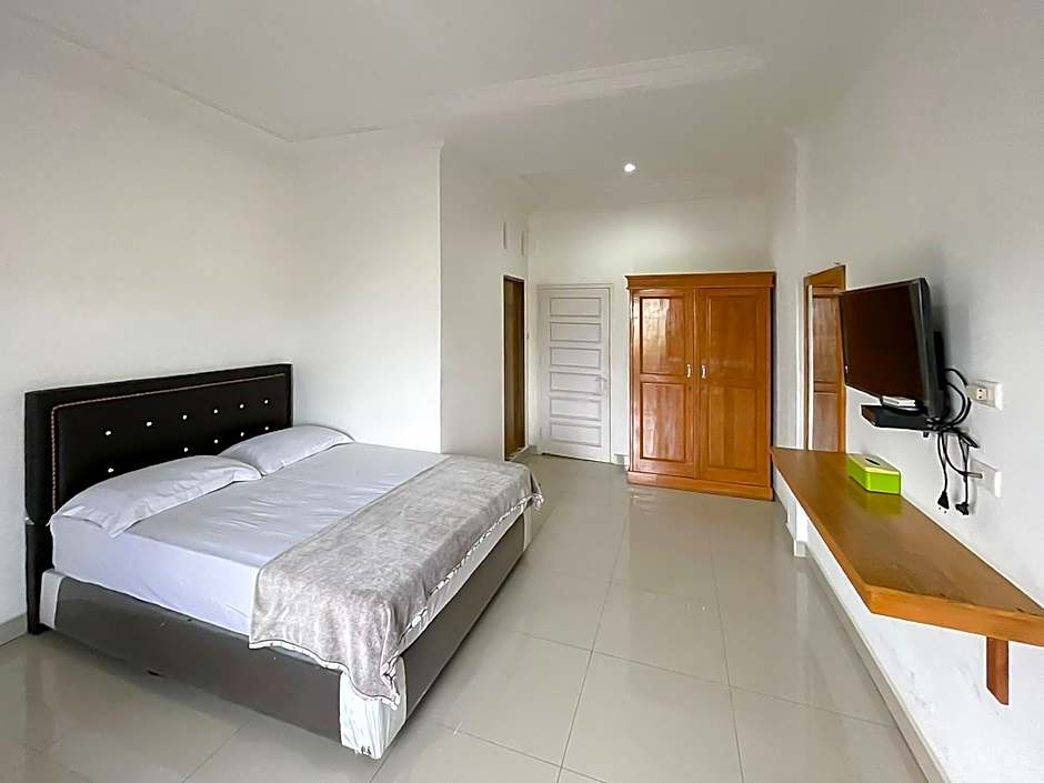 Hotel Lucky 21 Syariah Mitra RedDoorz