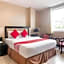 OYO 187 The Maxwell Hotel