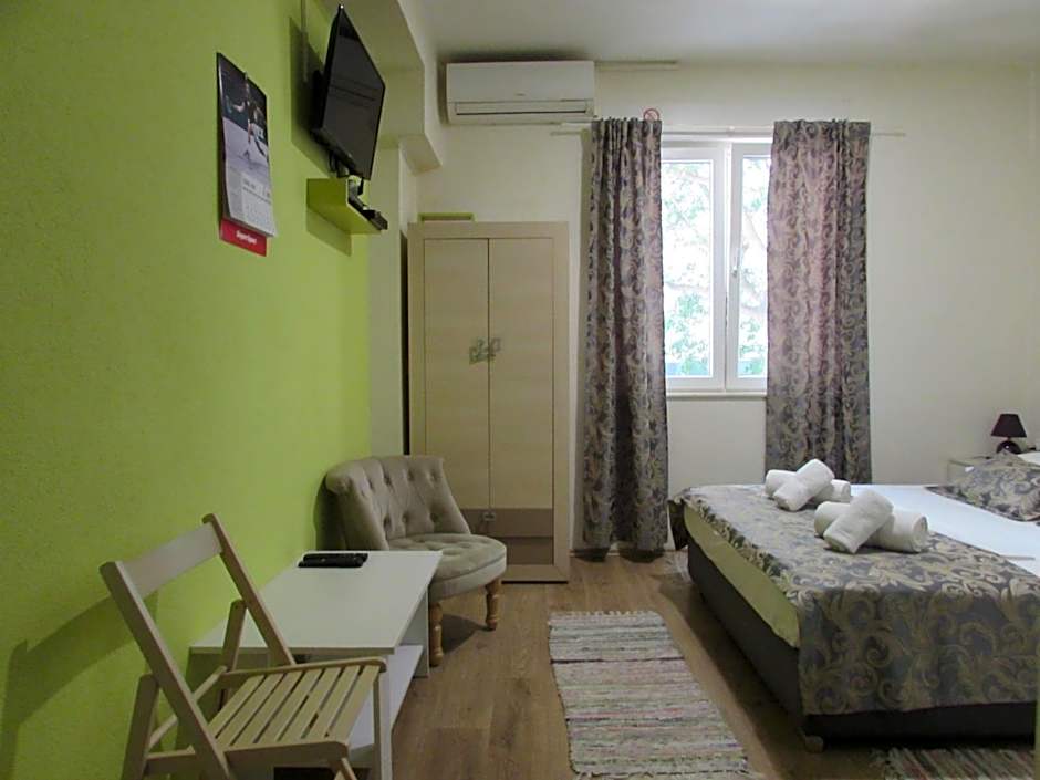 Oasis hostel