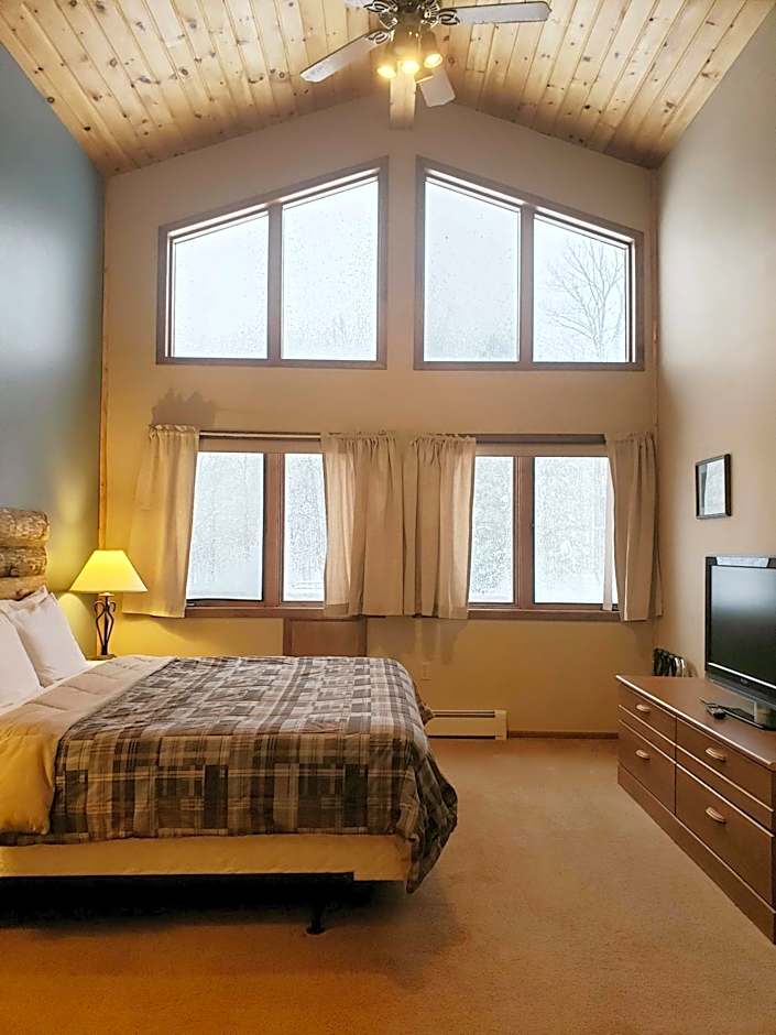 North Ironwood Acres - Black River Lodge