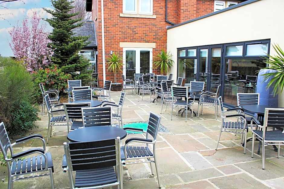 Three Horseshoes Leamside