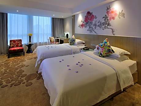 Luxury Twin Room