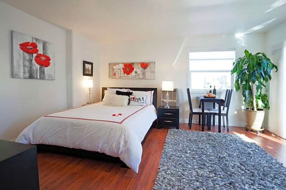 A Float Home B&B in Fisherman’s Wharf