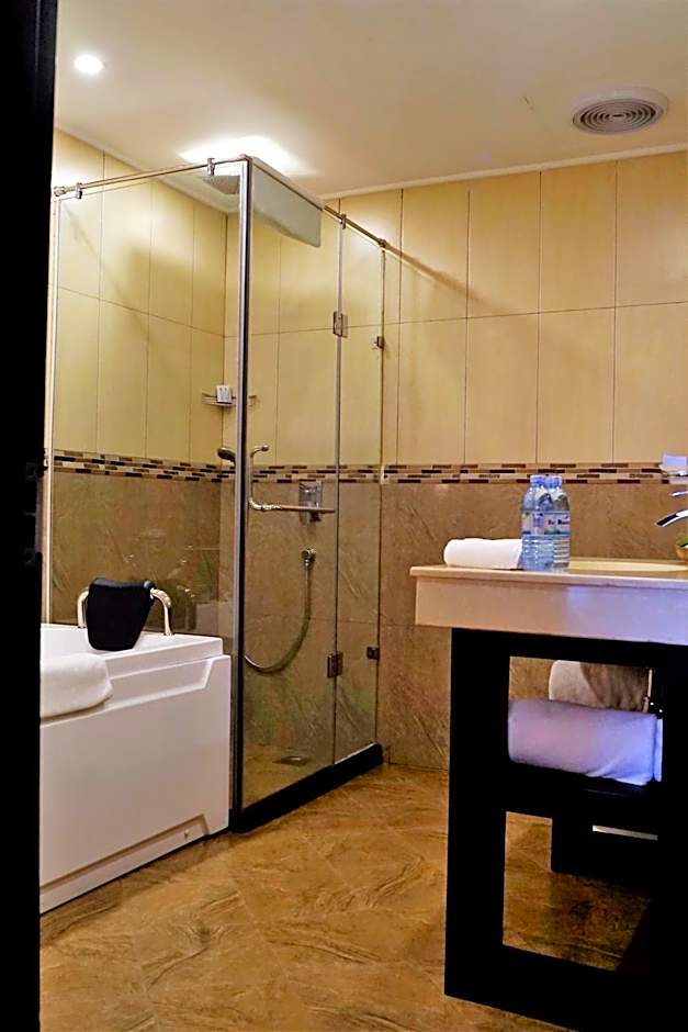 Best Western Premier Garden Hotel Entebbe