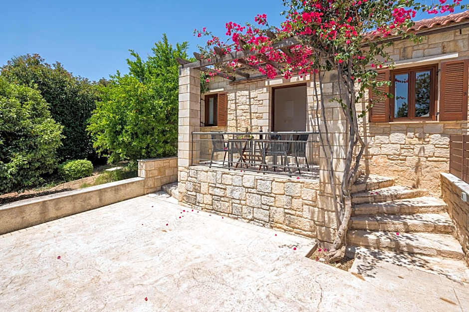 Spilia Village Hotel & Villas