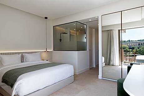 Superior Double Acropolis View