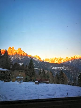 Baita Zeni Tirolerhof