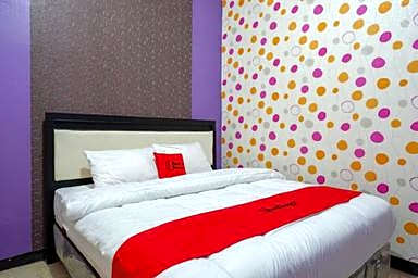 RedDoorz near Stasiun Kebumen