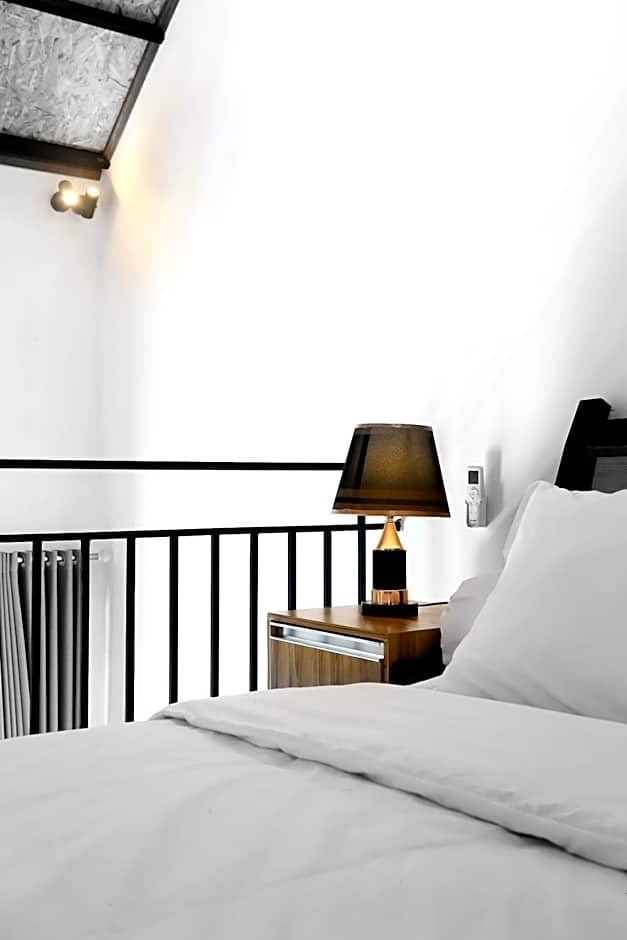 ND LOFT 2 by Kasta Hospitality