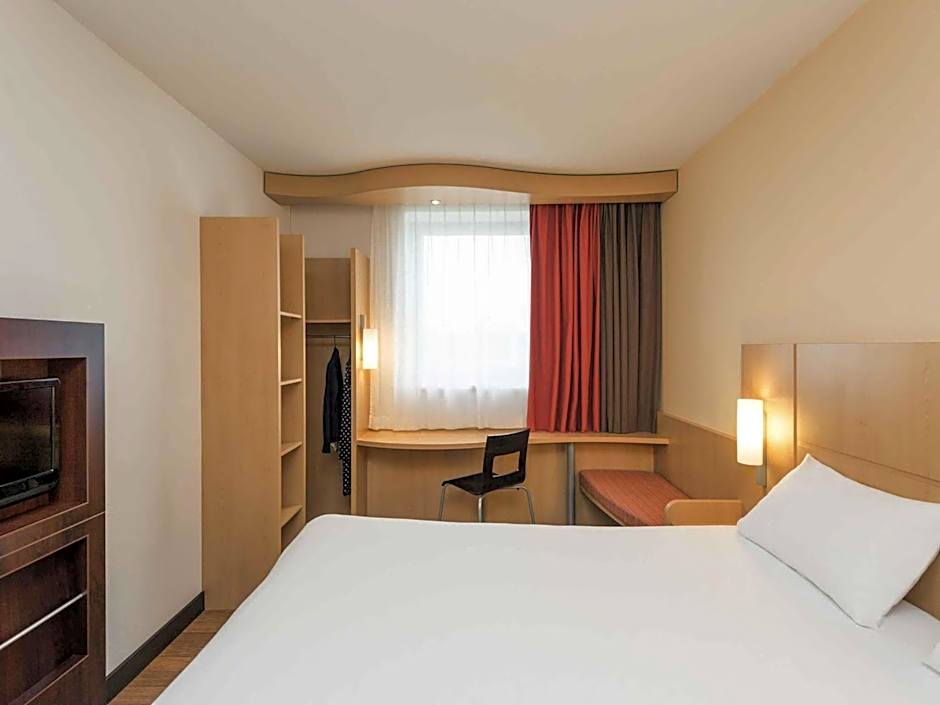 Ibis Esch Belval