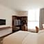 Len's Hotel