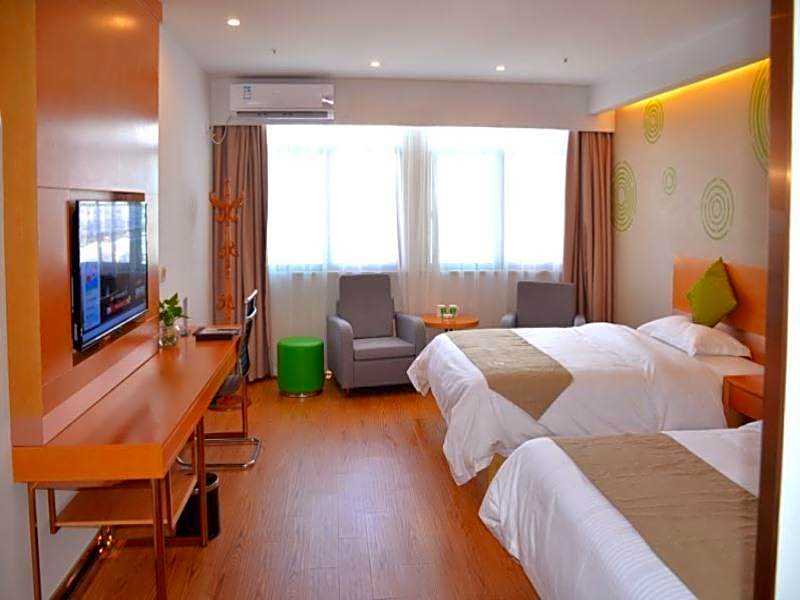 GreenTree Inn Suzhou Zhangjiagang Tangshi Town Yangzi Road Express Hotel