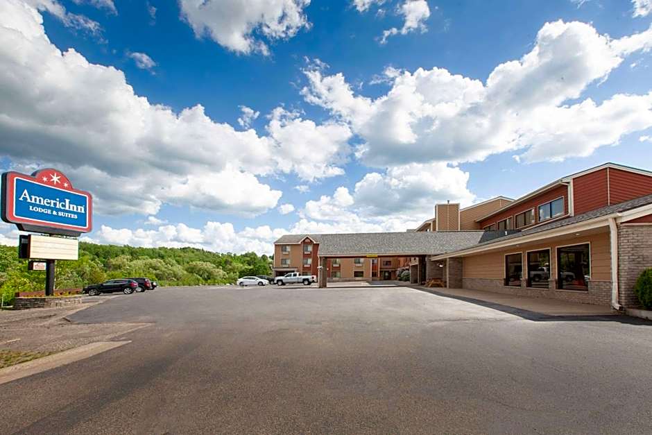AmericInn by Wyndham Iron River