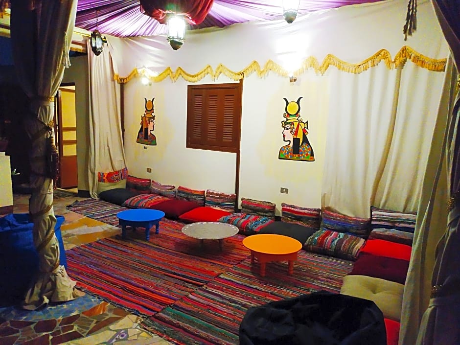 Atlantis Pyramids Inn