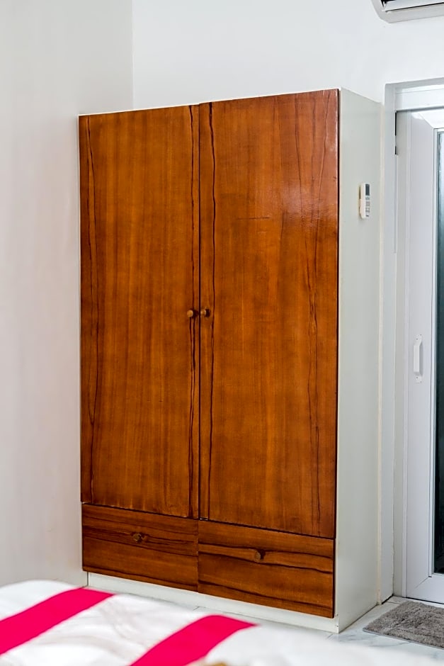 Monica Midtown Suites