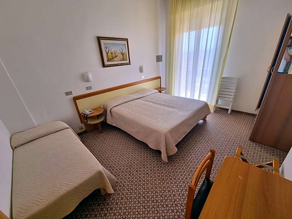 Hotel Conti