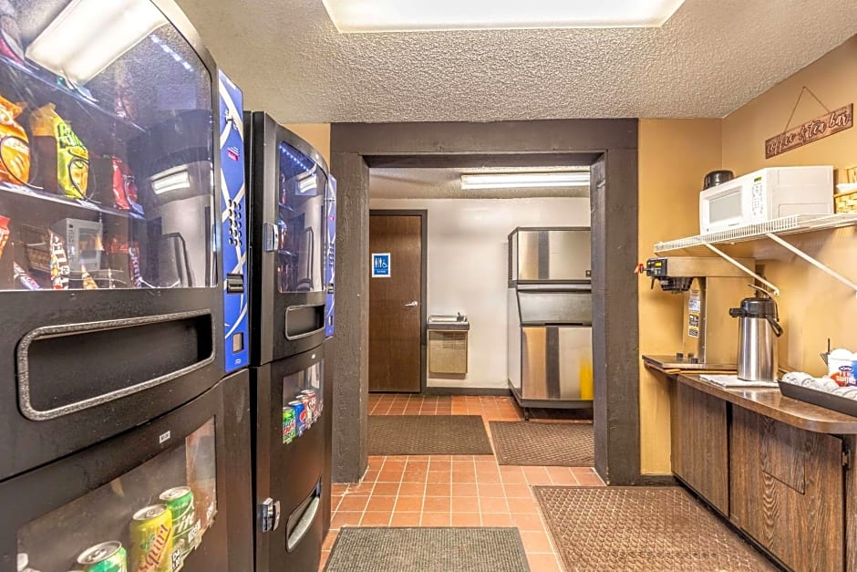 Value Inn Kenosha I-94 - Exit 344