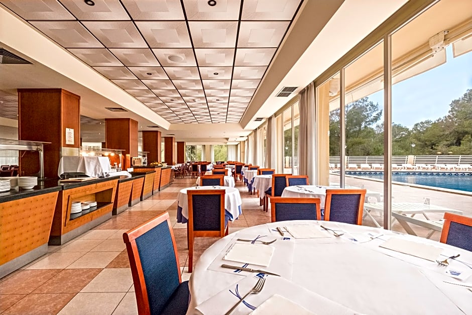 Azuline Hotel Bahamas