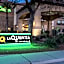 La Quinta Inn & Suites by Wyndham Las Vegas Airport South