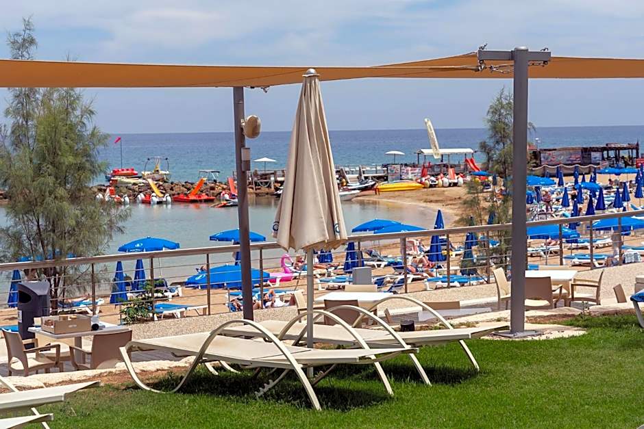 MyroAndrou Beach Hotel Apartments