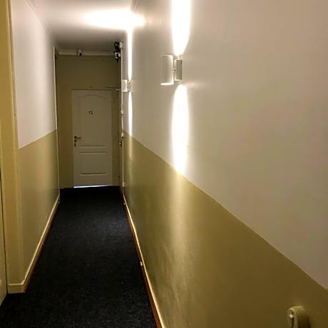 Triple Room with Shared Bathroom without Windows