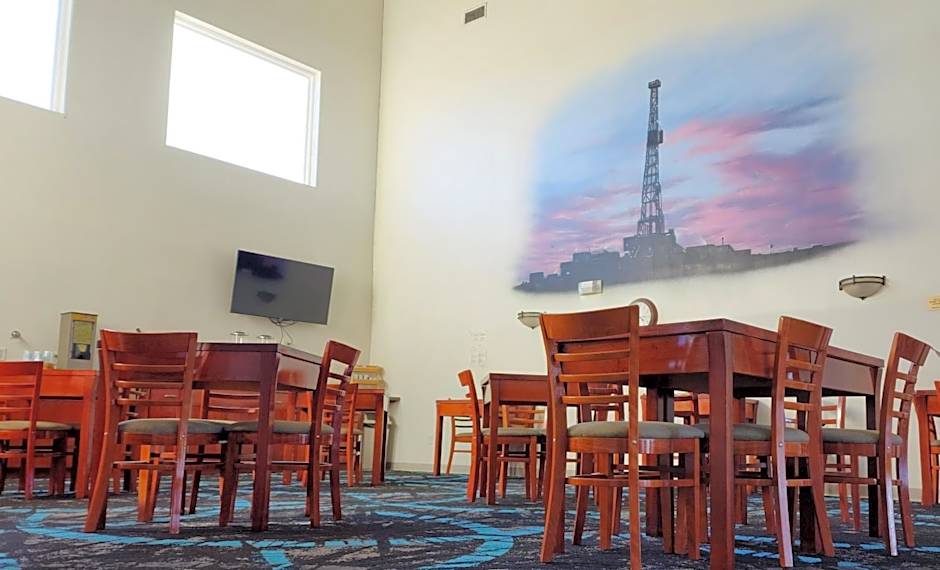 FairBridge Inn & Suites Canadian