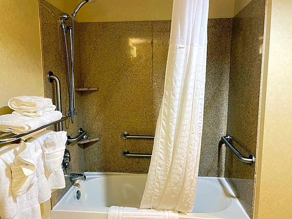 Comfort Suites Fredericksburg