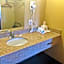 Econo Lodge Inn & Suites