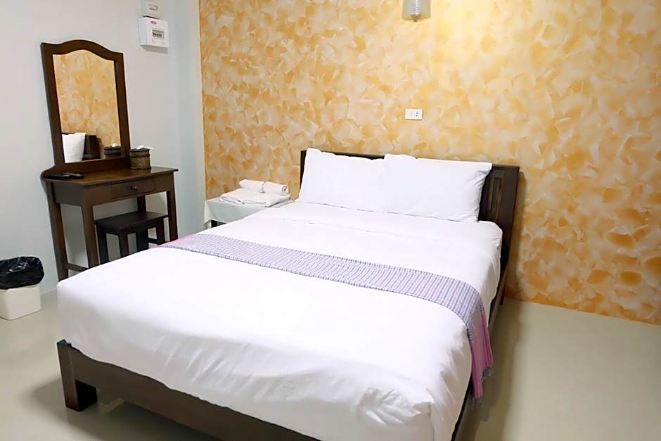 Benya Hotel โรงแรมเบญญา