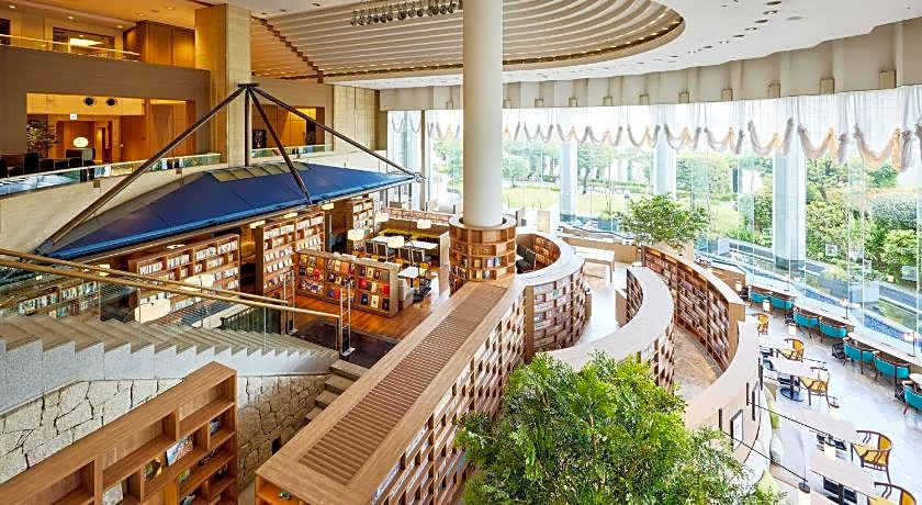 ANA Holiday Inn Tokyo Bay by IHG