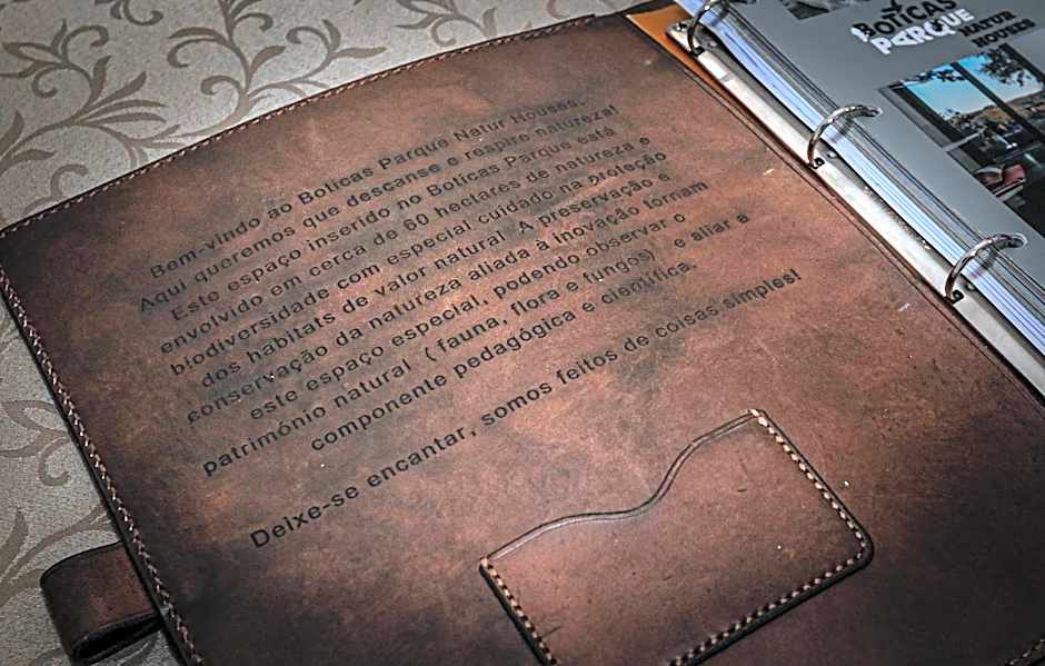 Boticas Parque Natur Houses