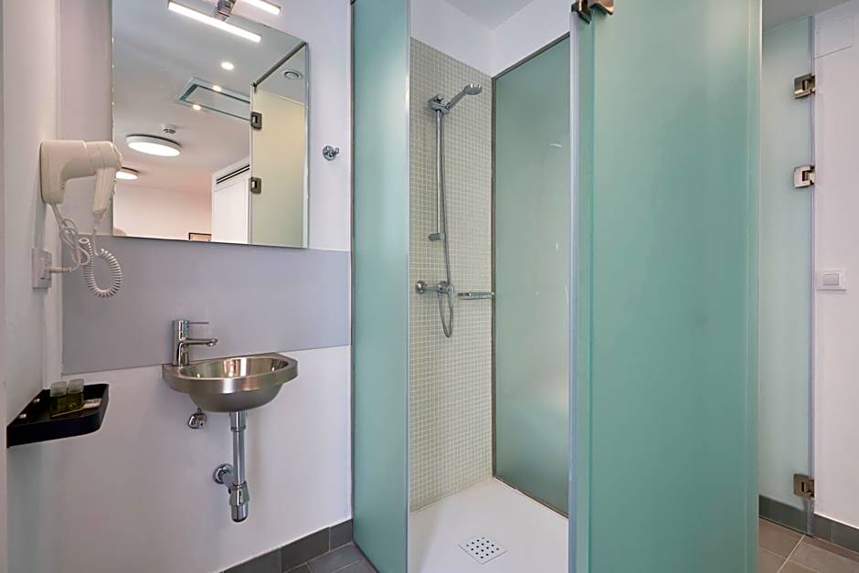 Naranjas y Limones Sevilla, by Homing U