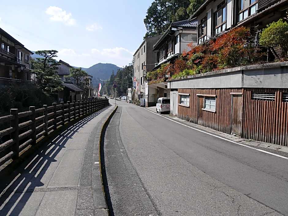 J-Hoppers Kumano Yunomine Guesthouse