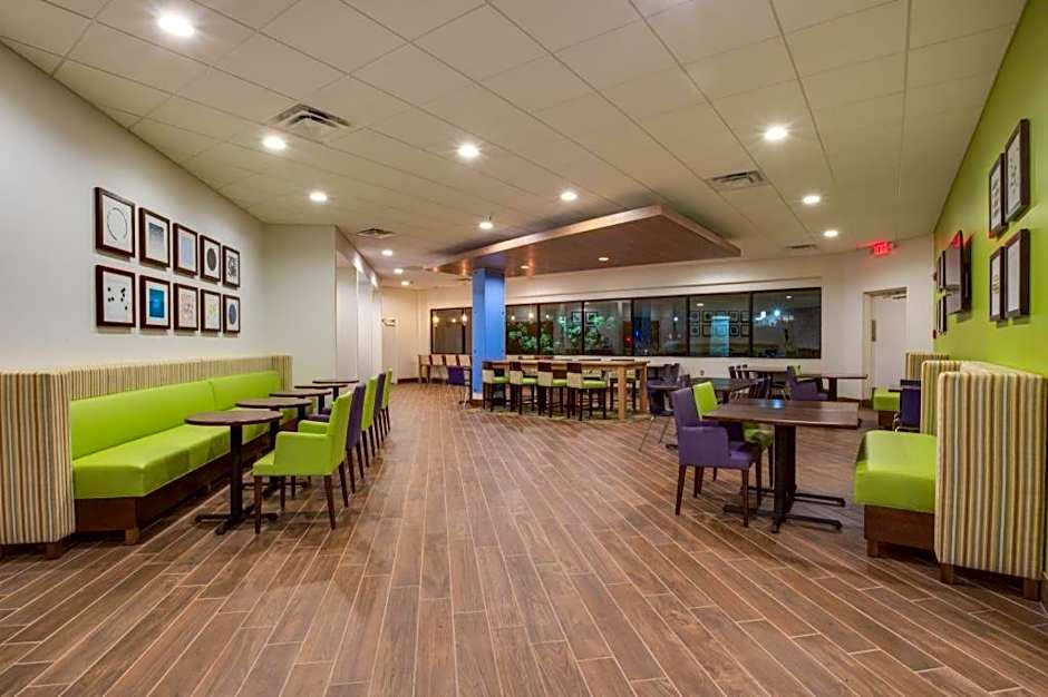 Holiday Inn Express Wilkesboro By IHG