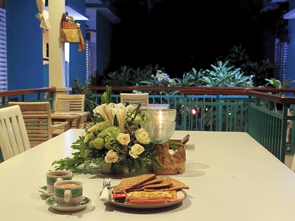 The Green Zhurga Suites