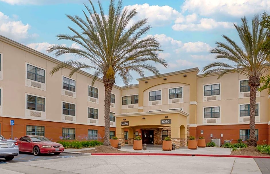 Extended Stay America Suites - Orange County - Huntington Beach