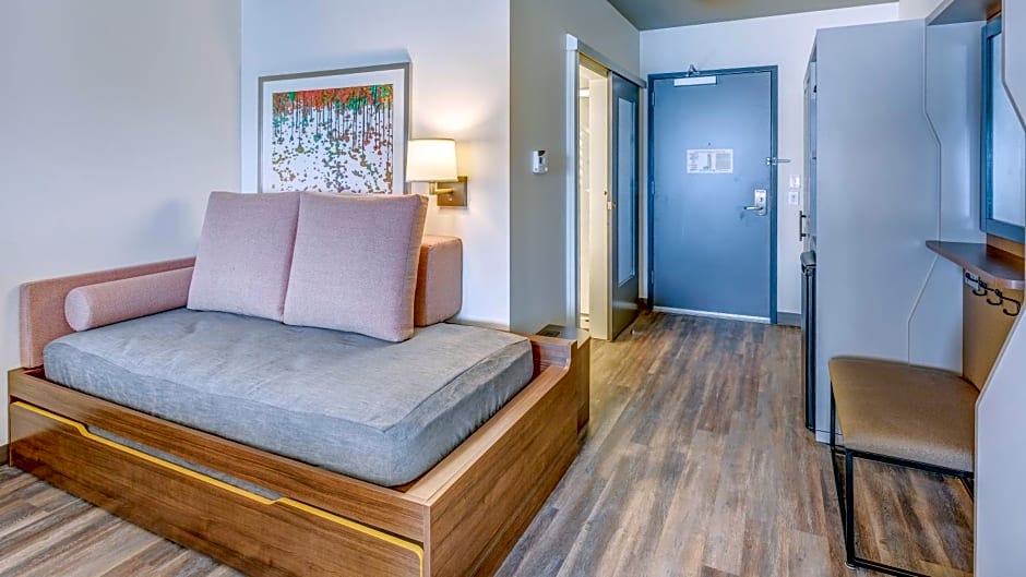 Holiday Inn Bellingham, an IHG Hotel