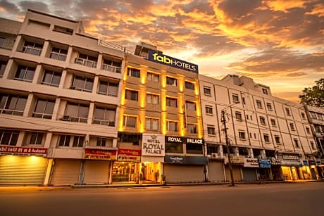FabHotel Royal Palace II