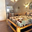 Nine Pines Motel