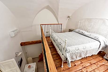 Quadruple Room with Private Bathroom