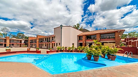Villas del Sol Hotel & Bungalows