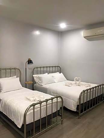 Triple Room with Private Bathroom