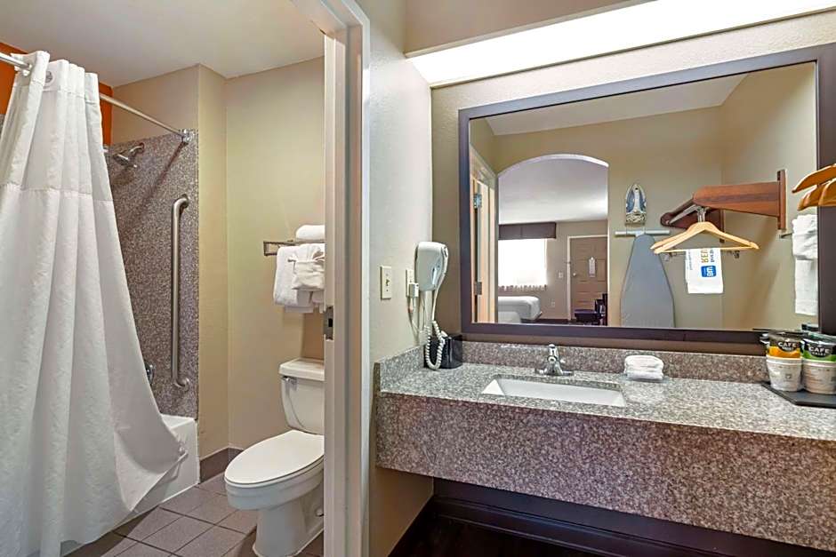 Best Western Inn And Suites New Braunfels