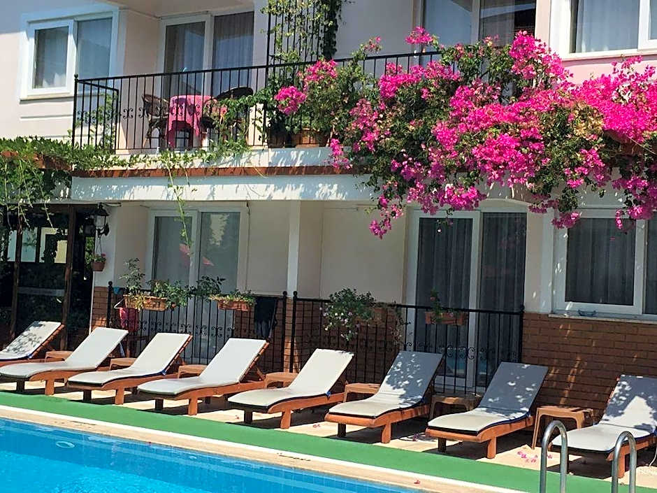 Ten Apart Hotel