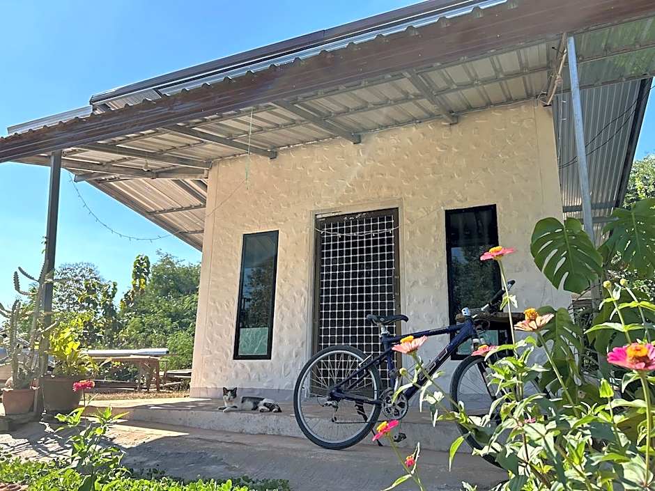 Baan Suan Pongsiri — Cozy cottage in countryside