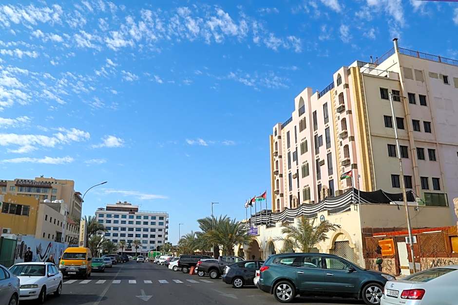 Mina Hotel