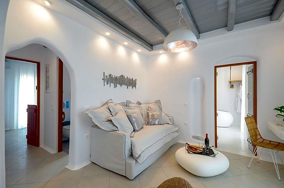 Naxos Euphoria Suites