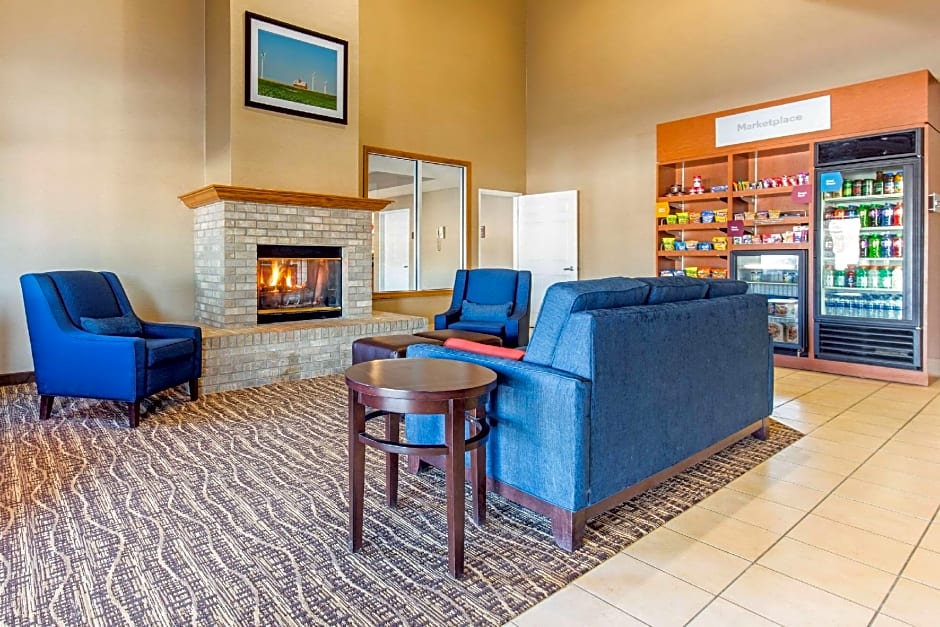 Comfort Suites Normal University area