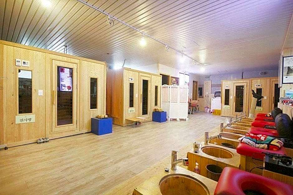 Sangmu Motel Gwangju